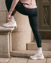 ÅSUNDEN MID CREW SOCKS OFF-WHITE/RETRO PINK